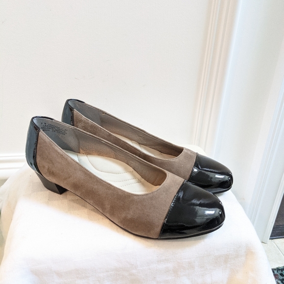 Suede flats by Auditions - Picture 14 of 14